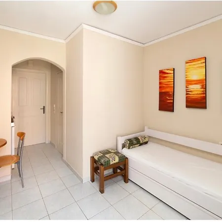 Poseidon Ajía Effimía